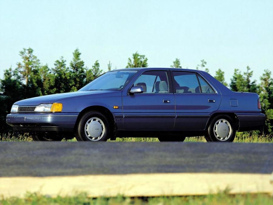  Hyundai Sonata 1988 года  (фото 2 из 10)